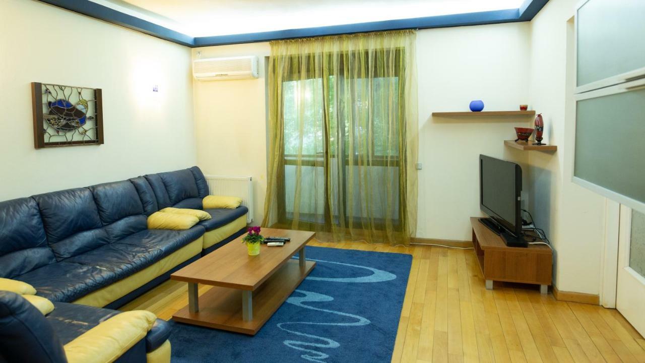 Nicole'S Apartment Бухарест Экстерьер фото