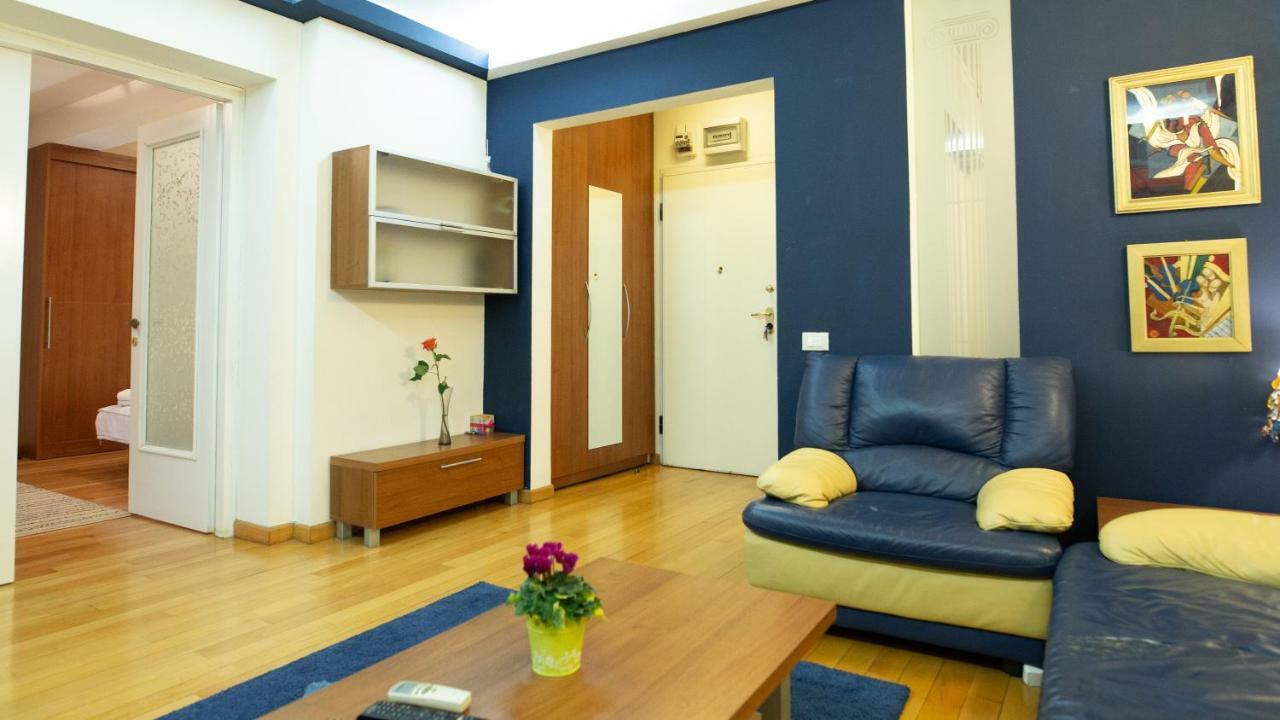 Nicole'S Apartment Бухарест Экстерьер фото